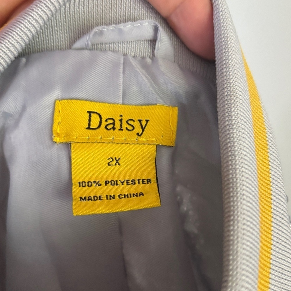 Daisy Silver and Gold Sequin Bomber Jacket - Picture 2 of 7